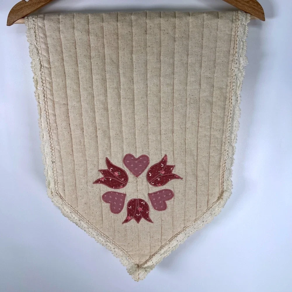 Set of 3 Quilted Table Runners Heart Floral Applique Lace Trim Farmhouse‎ Decor